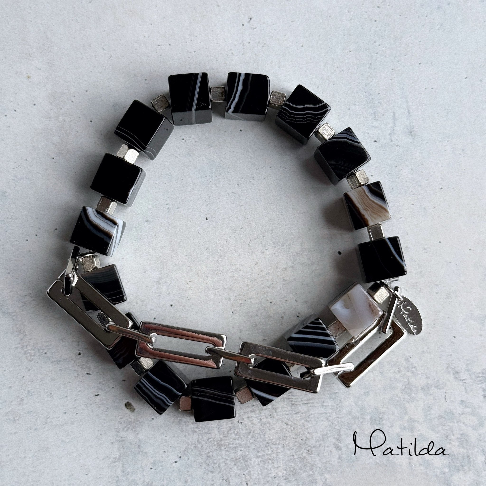 Chain & stone bracelet(ストライプオニキス)
