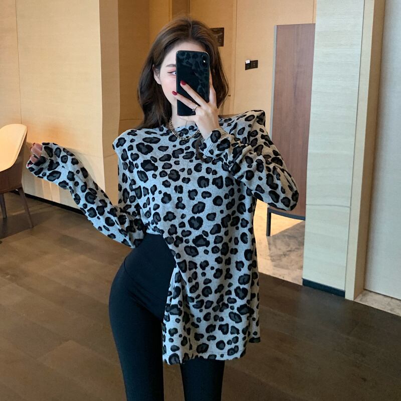 Tシャツ シャツ レオパードプリント柄ルーズスプリングスタイルトップス ロング 春物 ブラックストロベリース75532655710