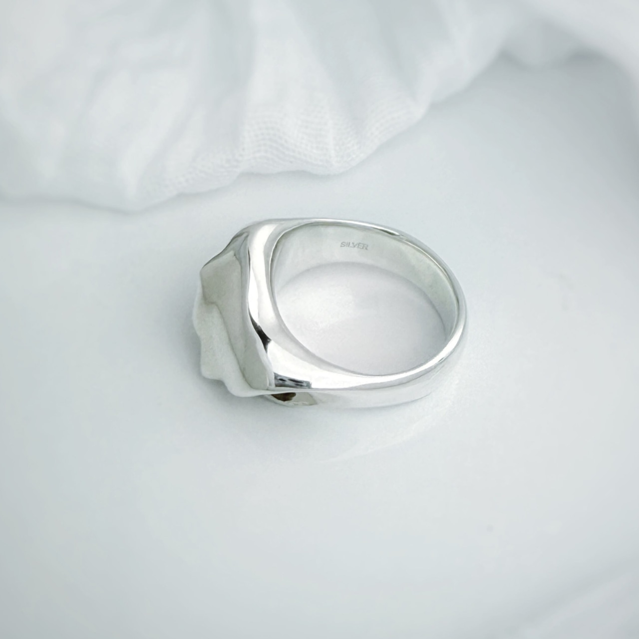 The Day / Ring