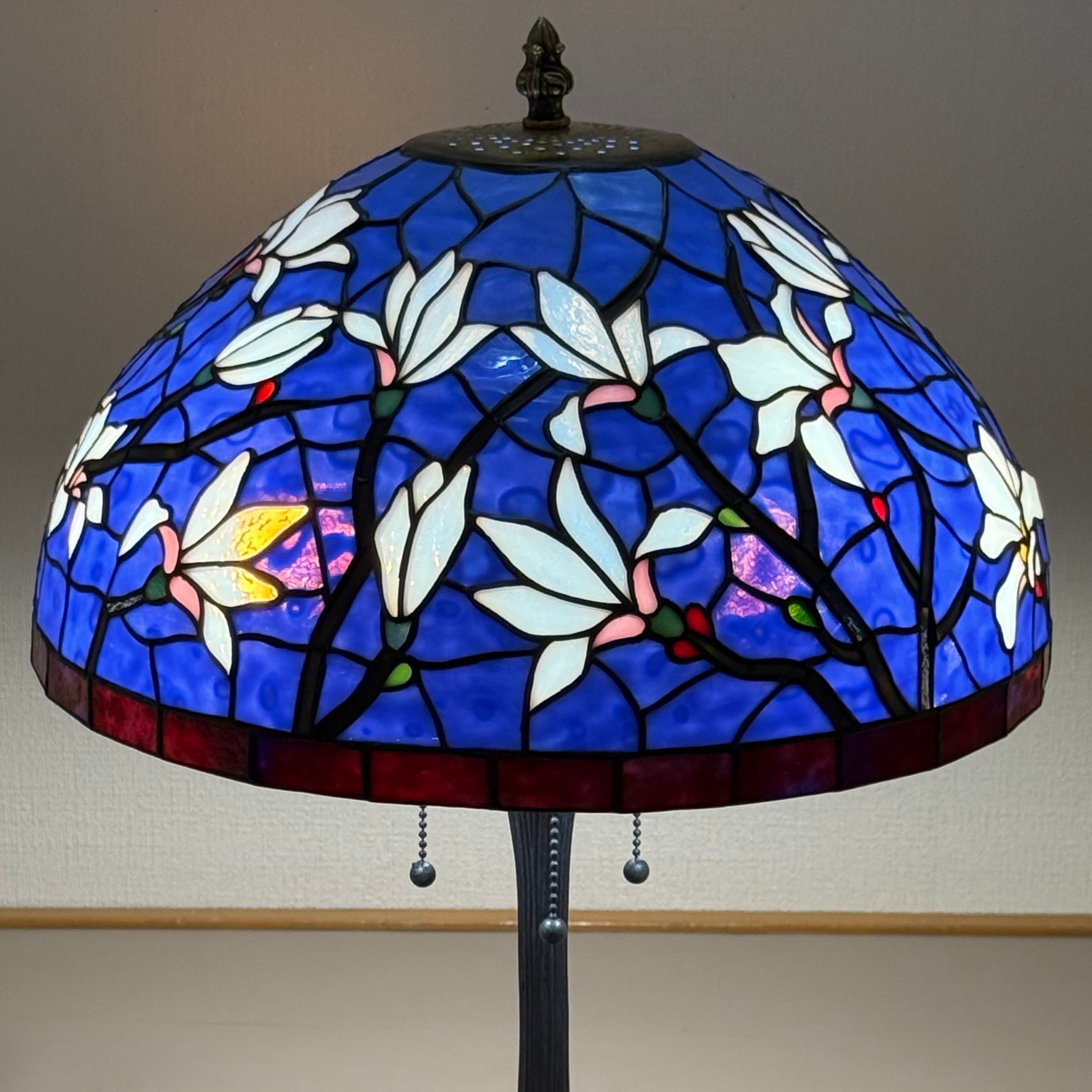 ランプ「木蓮（Ⅱ）」 | 川島政則ステンドグラス工房