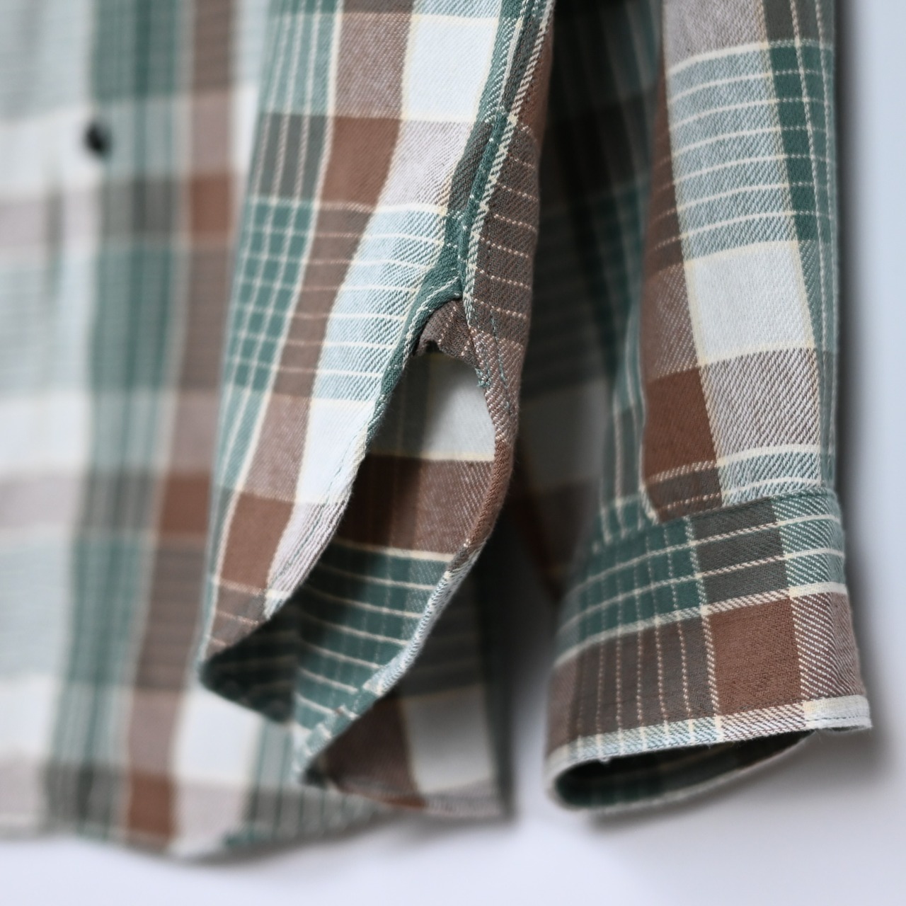 BOWWOW / MOUNTAIN POCKET FLANNEL SHIRT