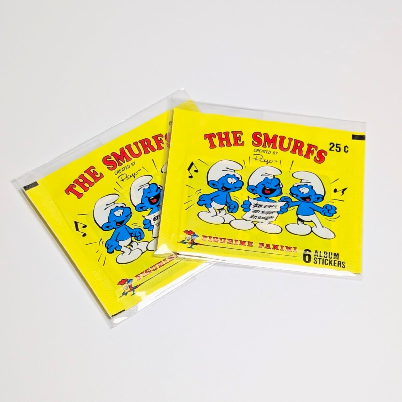 ☆送料無料!☆ VINTAGE 1982 【 SMURF / スマーフ 】 スマーフ フィギュア・パニーニ・ステッカー ( The Smurfs Figurine Panini Stickers ) トレーディングステッカー 単品 (1個=6STICKER入)〚アメリカン雑貨 アメトイ〛