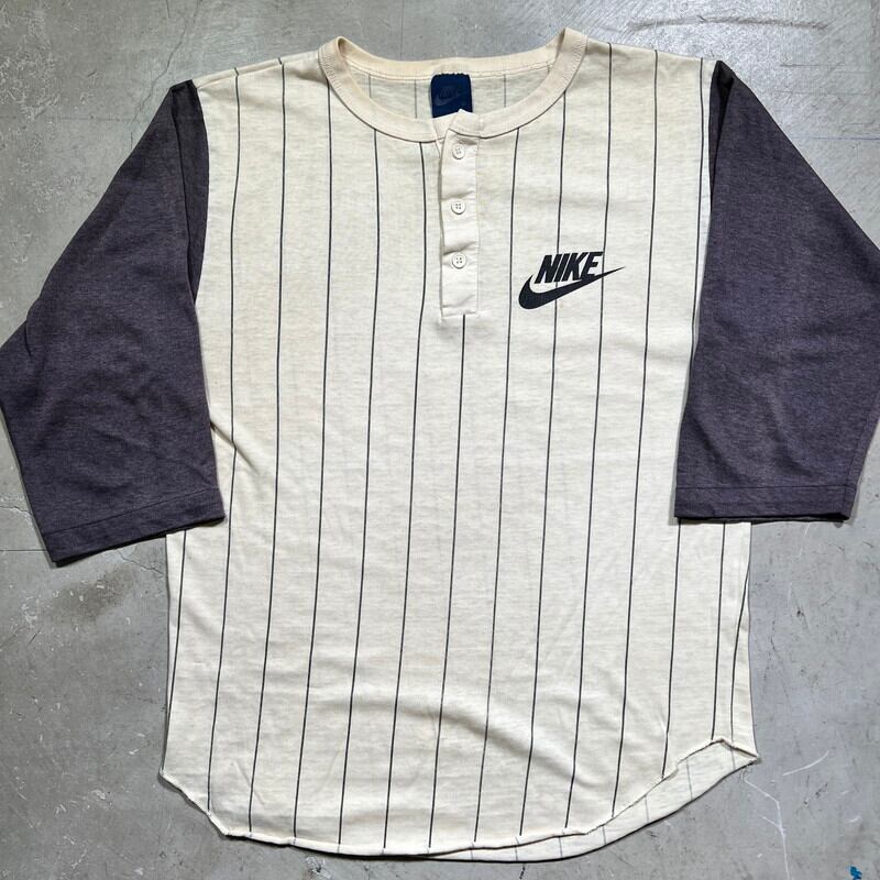 80's NIKE ナイキ ベースボールTee ヘンリーネック ロゴ スウッシュ パープル×ブラック 紺タグ 5分袖 レア Mサイズ USA製 希少  ヴィンテージ BA-1863 RM2282H | agito vintage powered by BASE