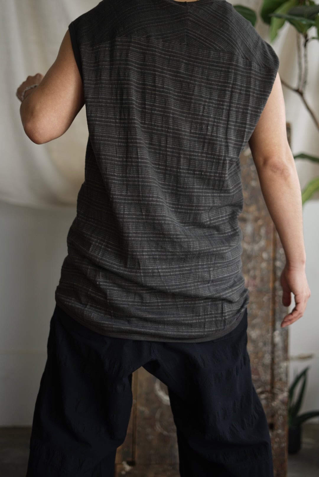 JAN JAN VAN ESSCHE - TANKTOP#18 | Brownie