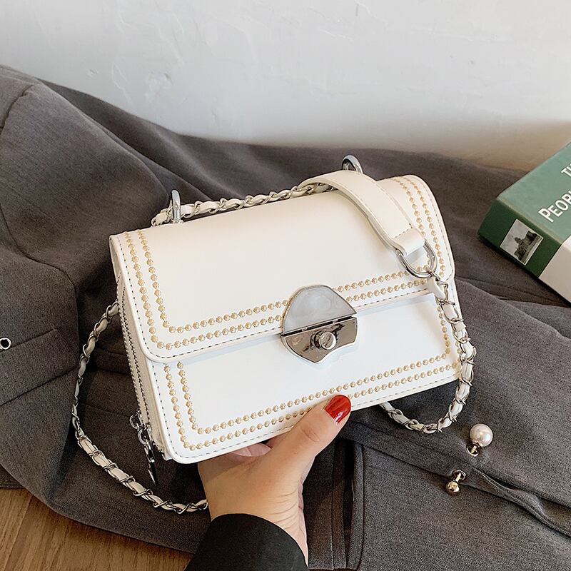 スモールバッグハンドバッグ2020新しいトレンディなファッションウエスタンシンプルワンショルダーメッセンジャーバッグネットセレブワイルドチェーンスモールスクエアバッグ Tiancai_Wing_Bag2708894