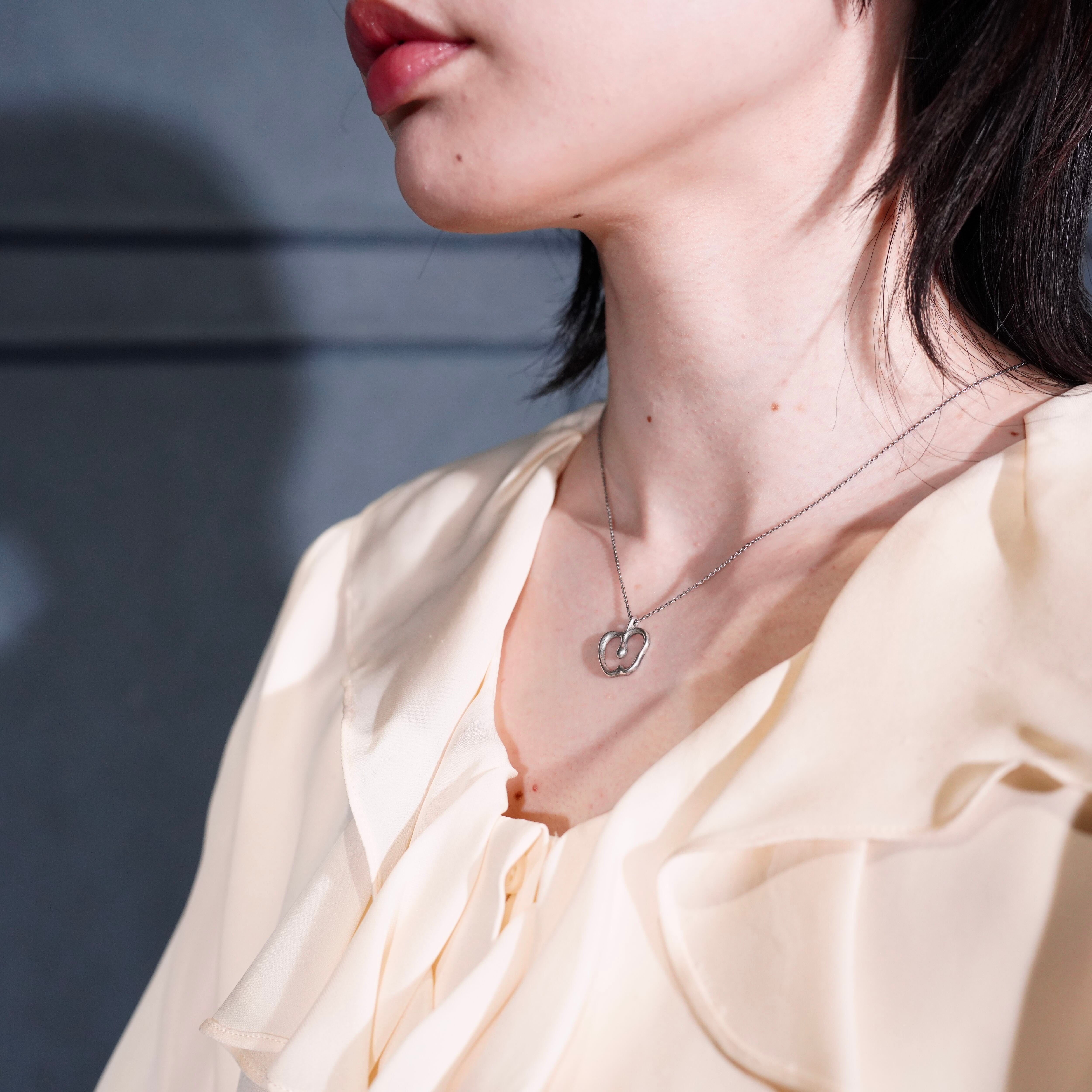 TIFFANY&Co. APPLE DESIGN SILVER NECKLACE/ティファニービッグ