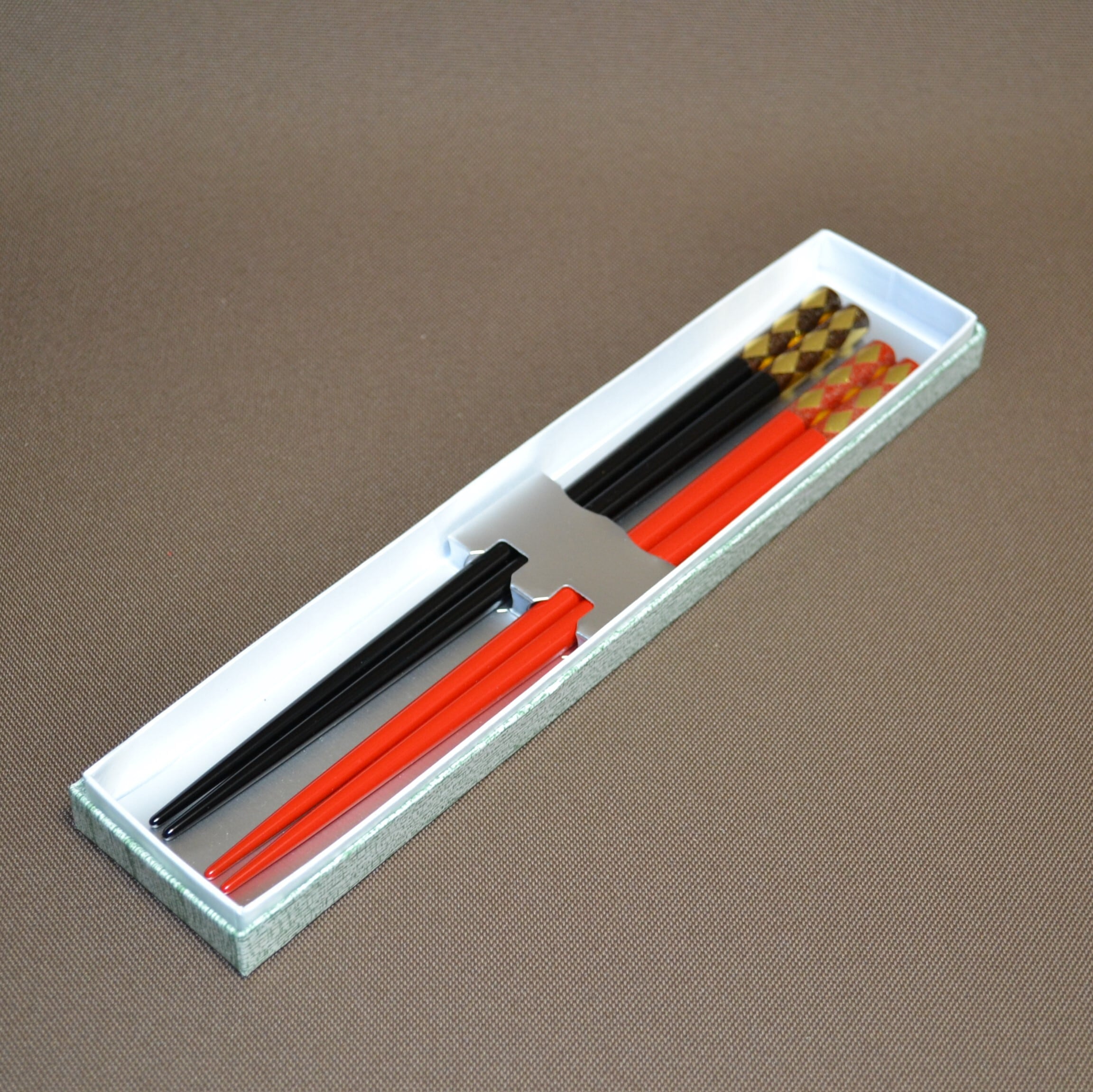 大内人形30号特（髪形おすべらかし） | 桑原大内塗大内人形製作所