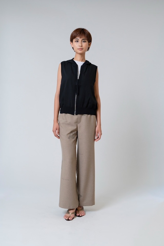 P261-21002   フード付きシアーベスト