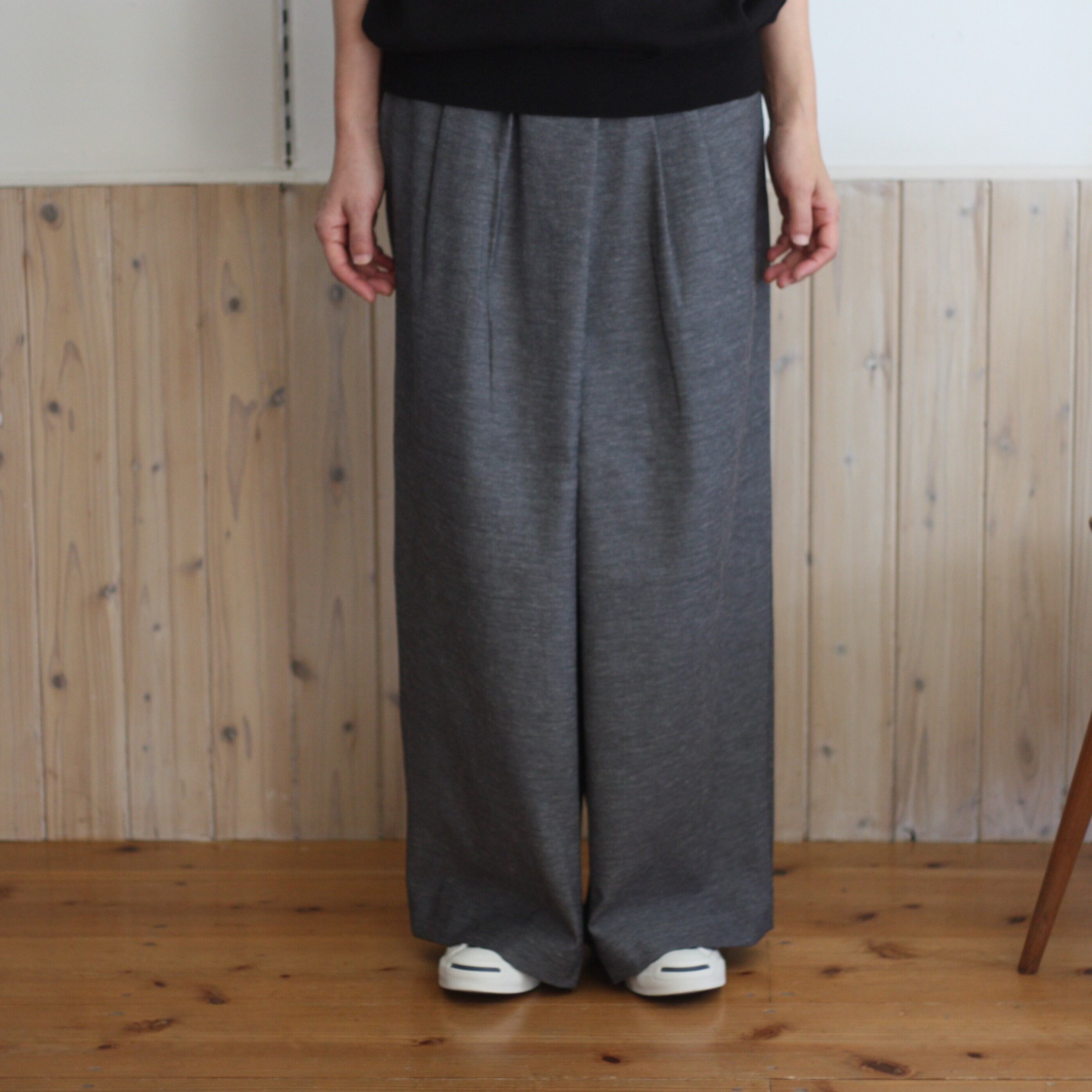 Le pivot ルピボット オックスタックパンツ チャコール | tous les jours