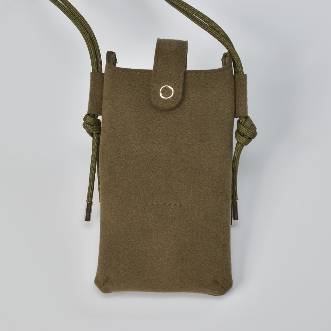 MNNG エムエヌエヌジー ハイドモバイルショルダー・オリーブ 東レのウルトラスエードを使った「mononoguもののぐ」のセカンドライン