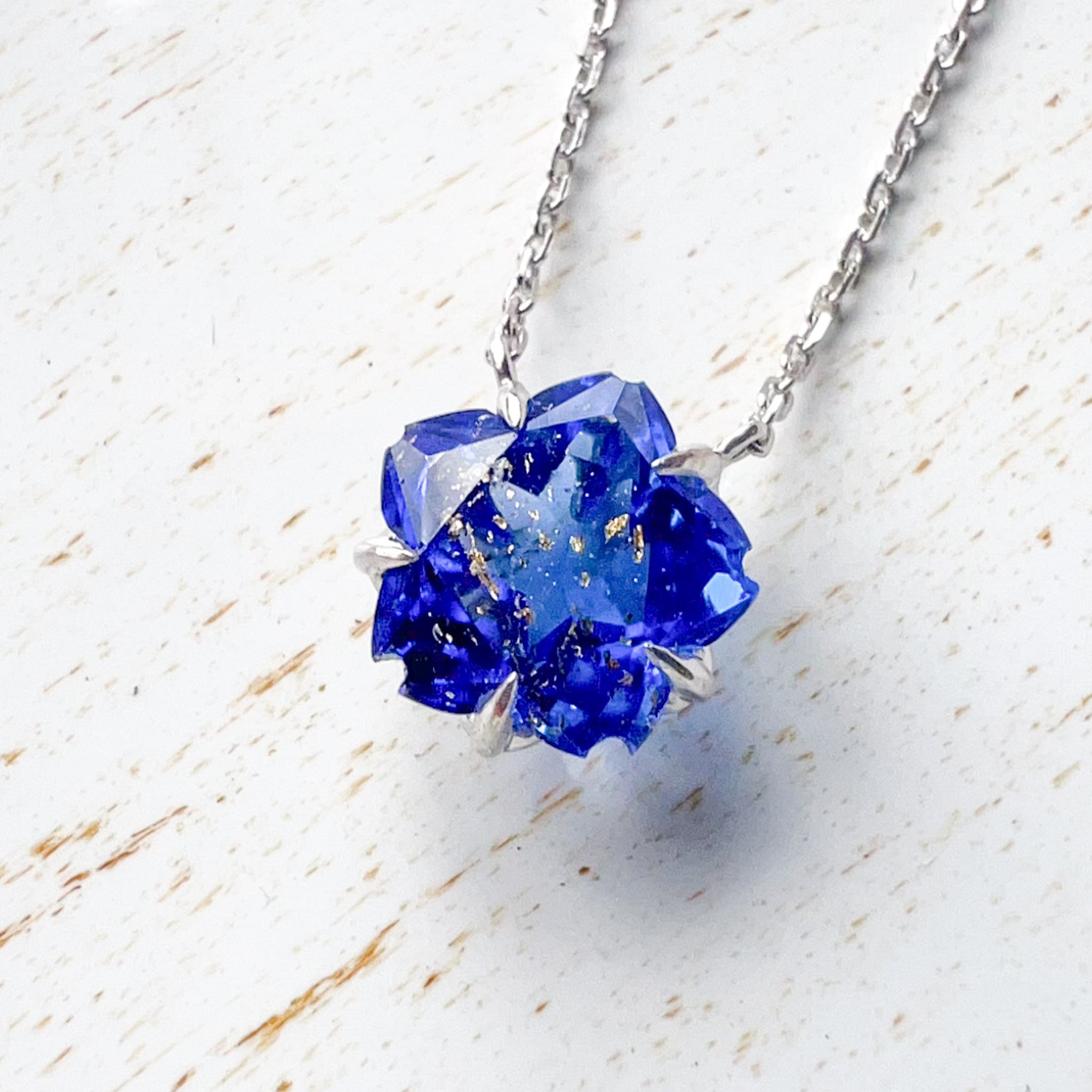 フリージア様お仕立て】さくらシェイプカット8.5mm ネックレス