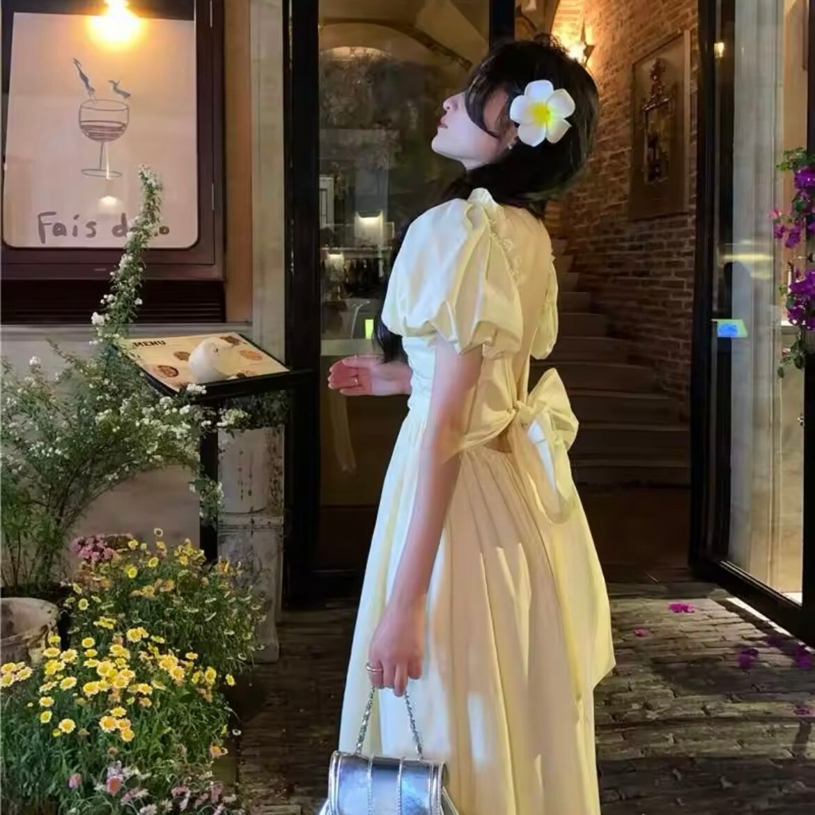 バックリボンワンピース