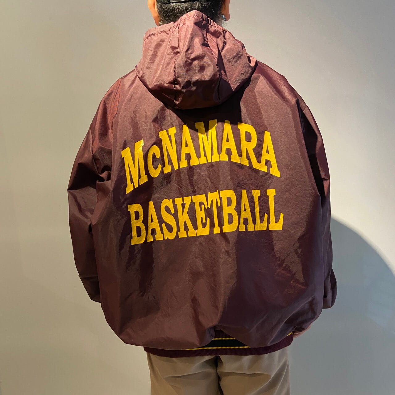 ナイロンプルオーバージャケット メンズ2XL 相当 古着 カレッジ BASKETBALL ナイロン ウォームアッププルオーバー ハーフジップ  チームロゴ ビンテージ ヴィンテージ ワインレッド【ナイロンジャケット】【HA10】【cs2212-10a】 | cave 古着屋【公式】古着通販サイト