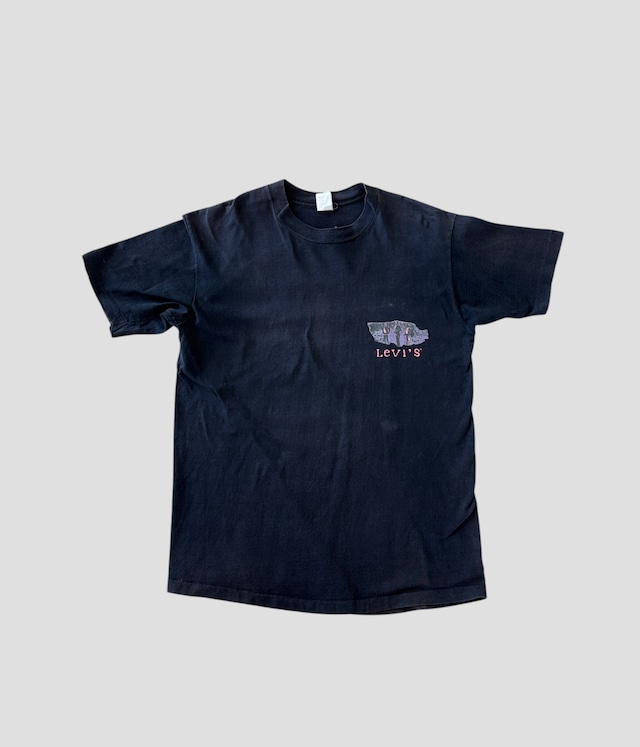 -Levi's- Vintage 80s XL Print T-shirt