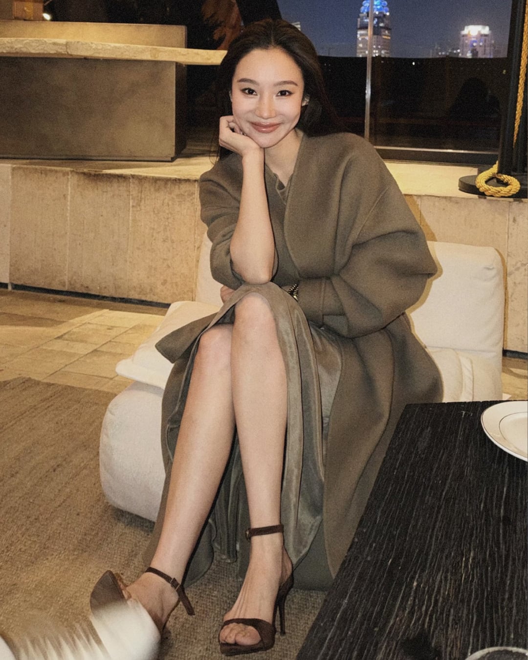 ノーカラーロングウールコート A25333