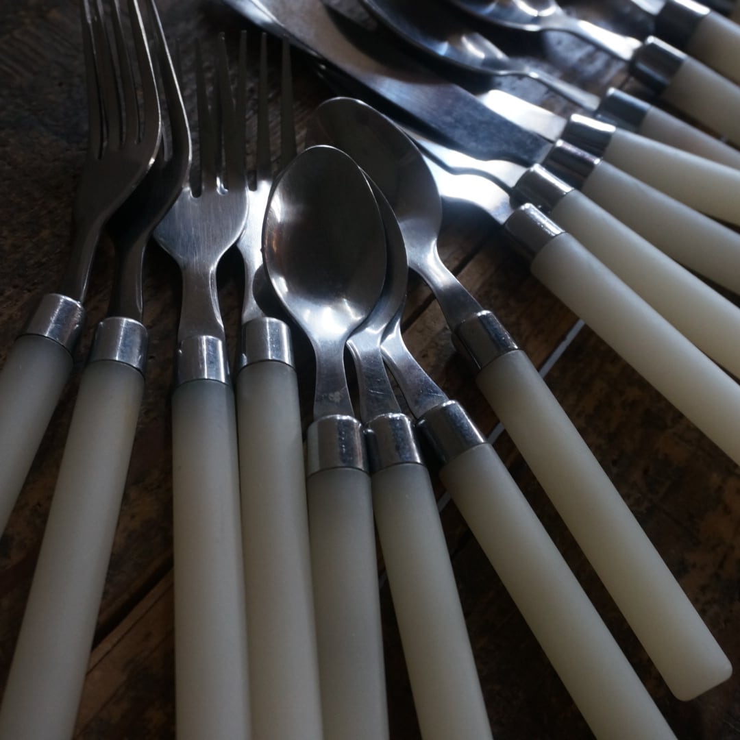 古いイタリアのカトラリーセット