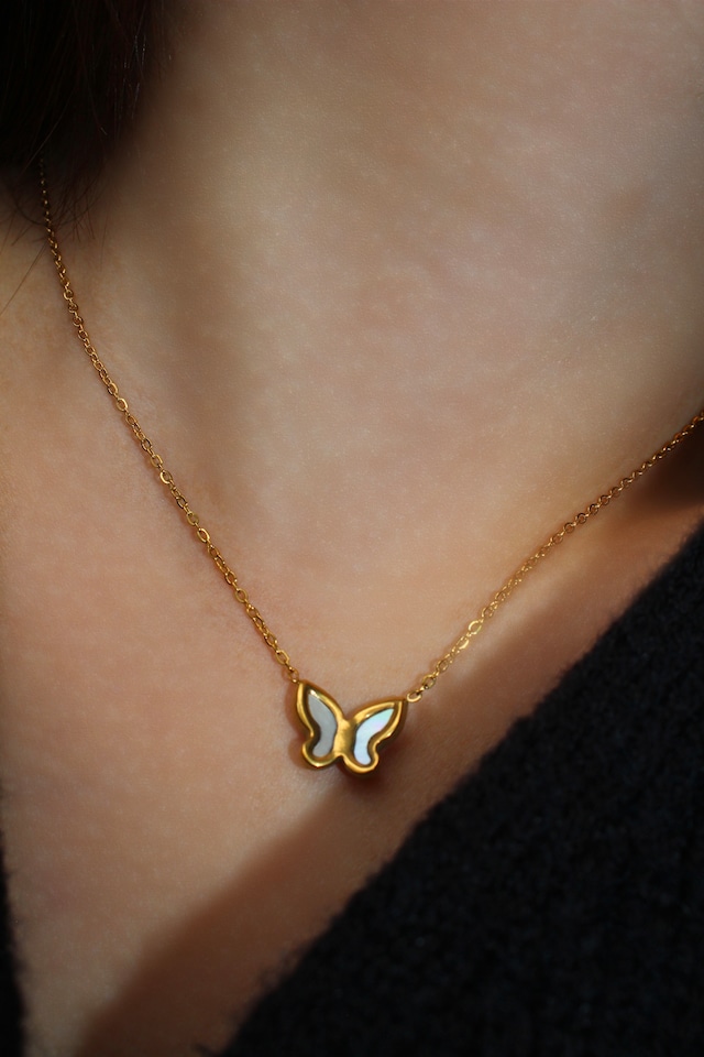 Shell butterfly necklace