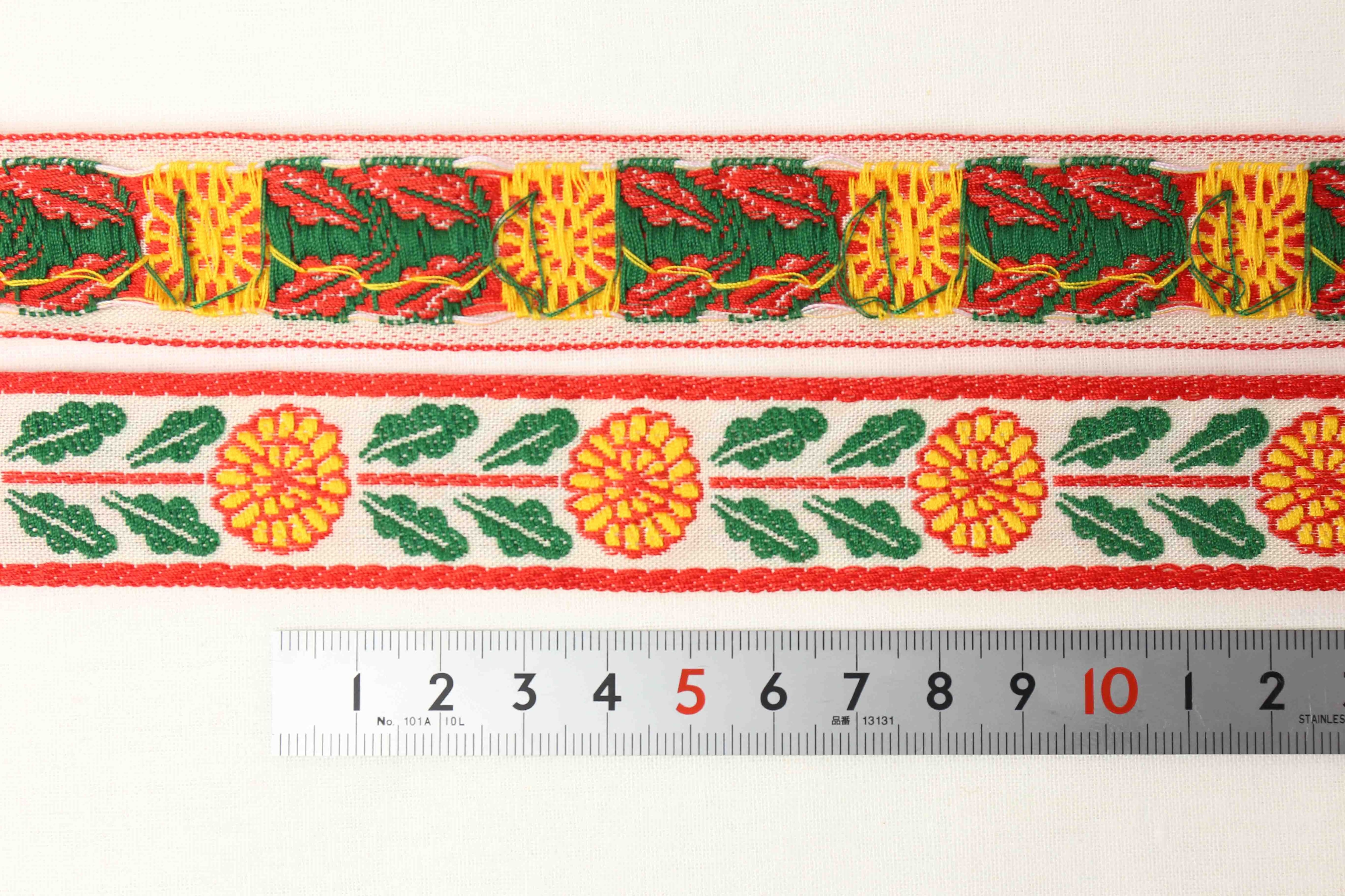 反物(15m)15%OFF 全3色 菊 25mm幅 チロルリボン | レピヤンリボン