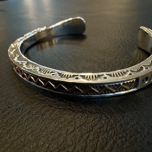 ライルセカテロ(Lyle Secatero) 14Kgfスクエアバングル