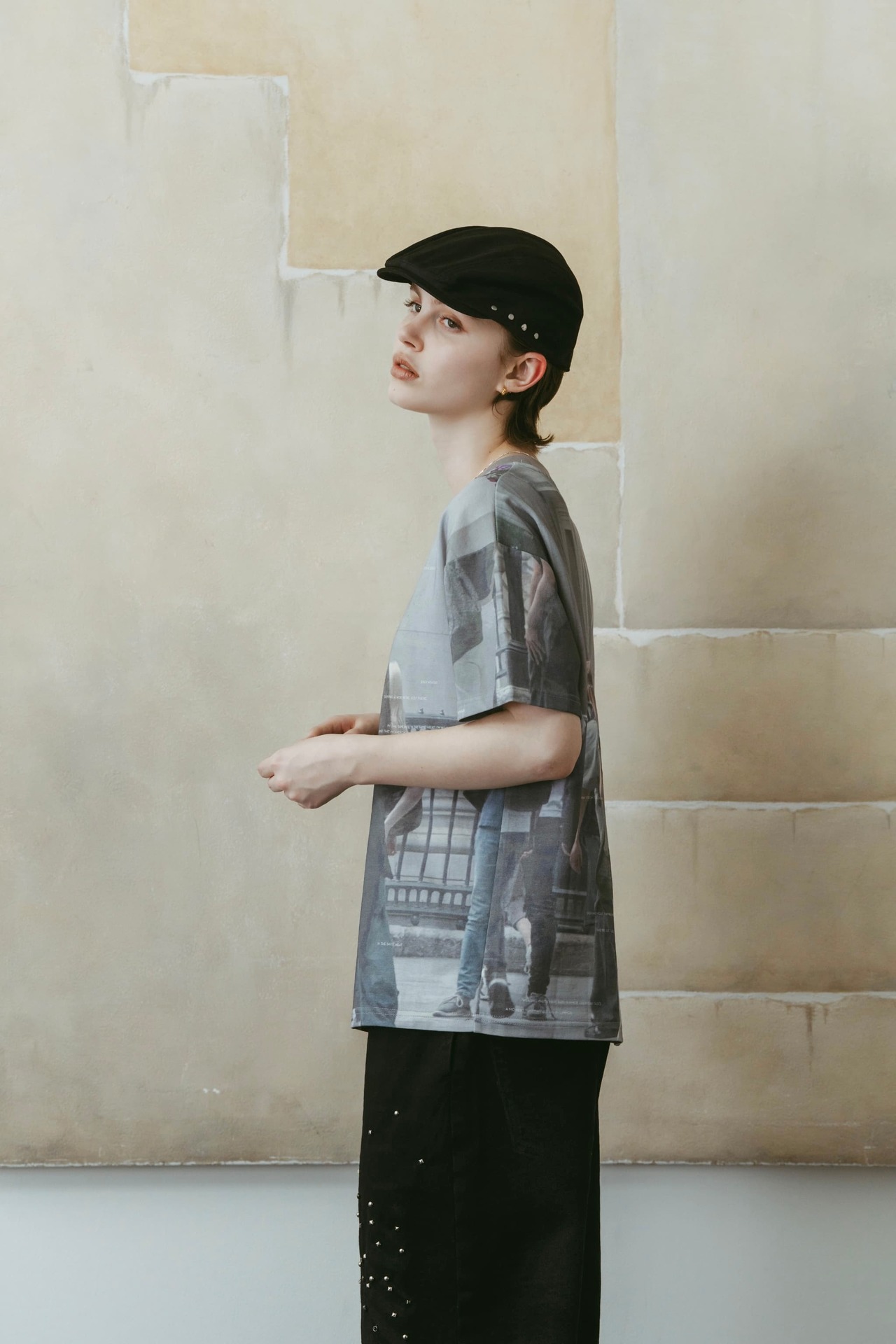 School Graphic Tee  / GIRLS - 3