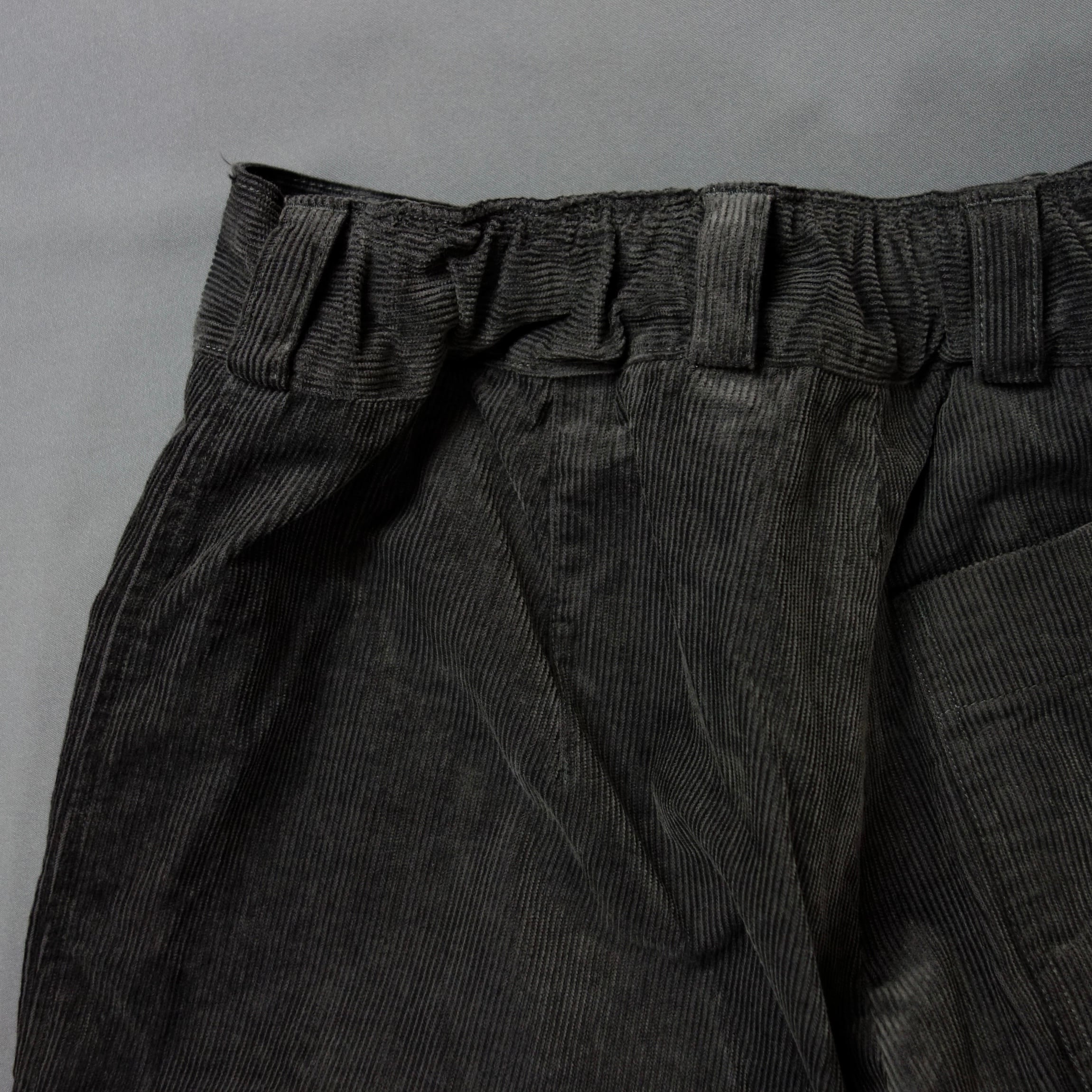 classic bakers corduroy pants / charcoalgrey | ATELIER GARDENIA