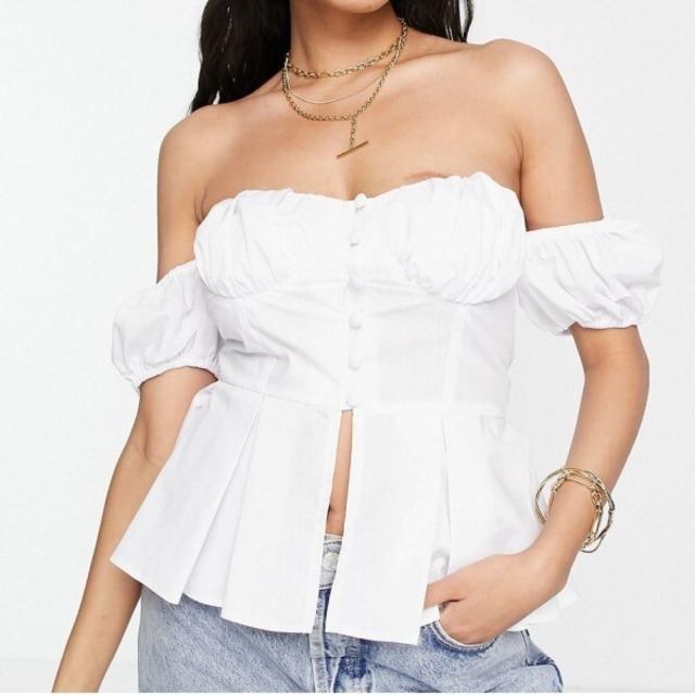 【ASOS DESIGN】ホワイト オフショルダー パフスリーブ コルセット トップス