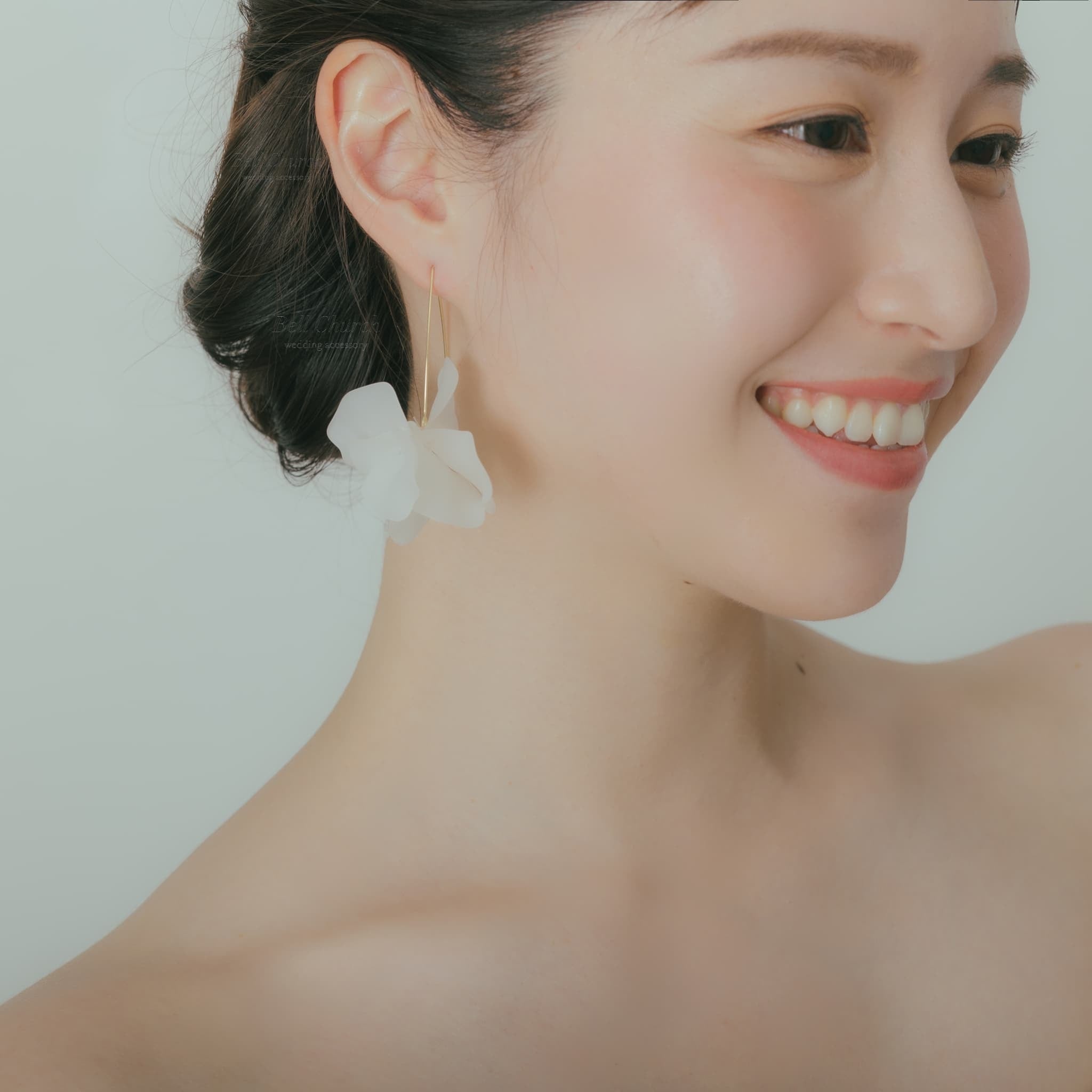 ピアス | お花モチーフ | ホワイト×ゴールド | (BC-E59