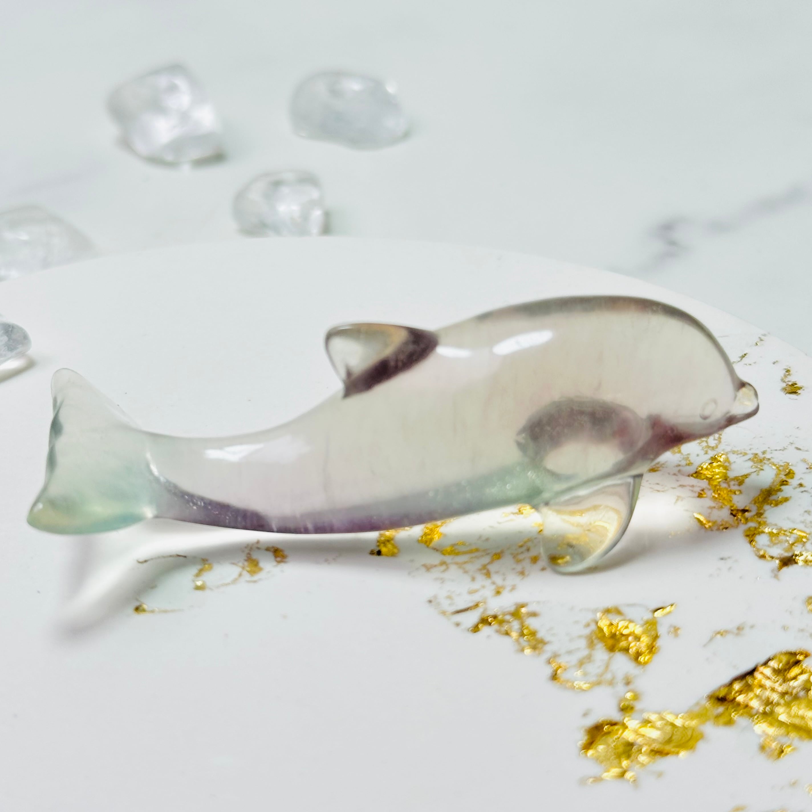 透明感きらめく天然石イルカ｜癒しのフローライト彫刻インテリア 09