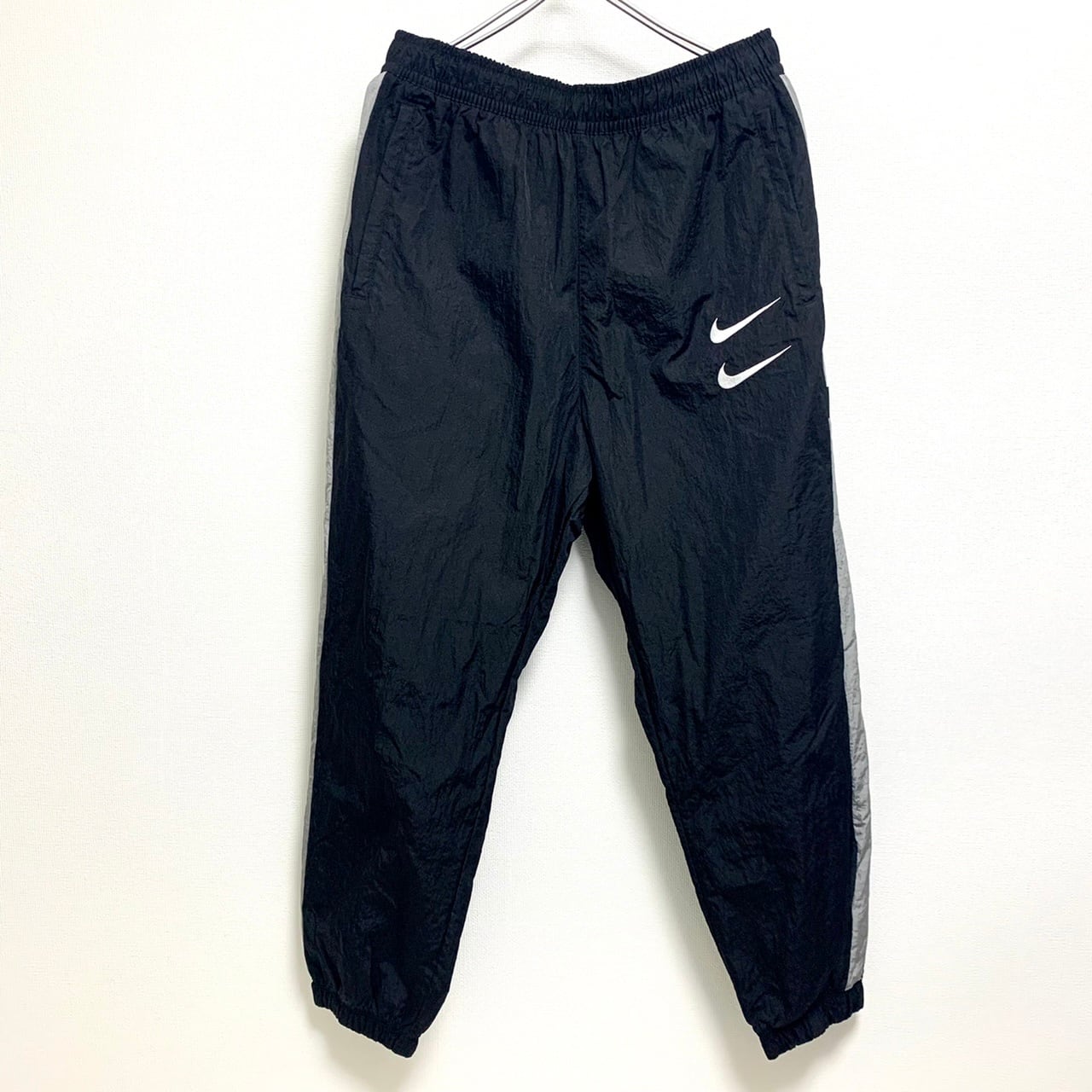 Nike ナイロンパンツ　ナイキ　SWOOSH WOVEN PANT XXL NIKE SWOOSH WOVEN PANT ウーブンパンツ ナイロン XXL | zoomies