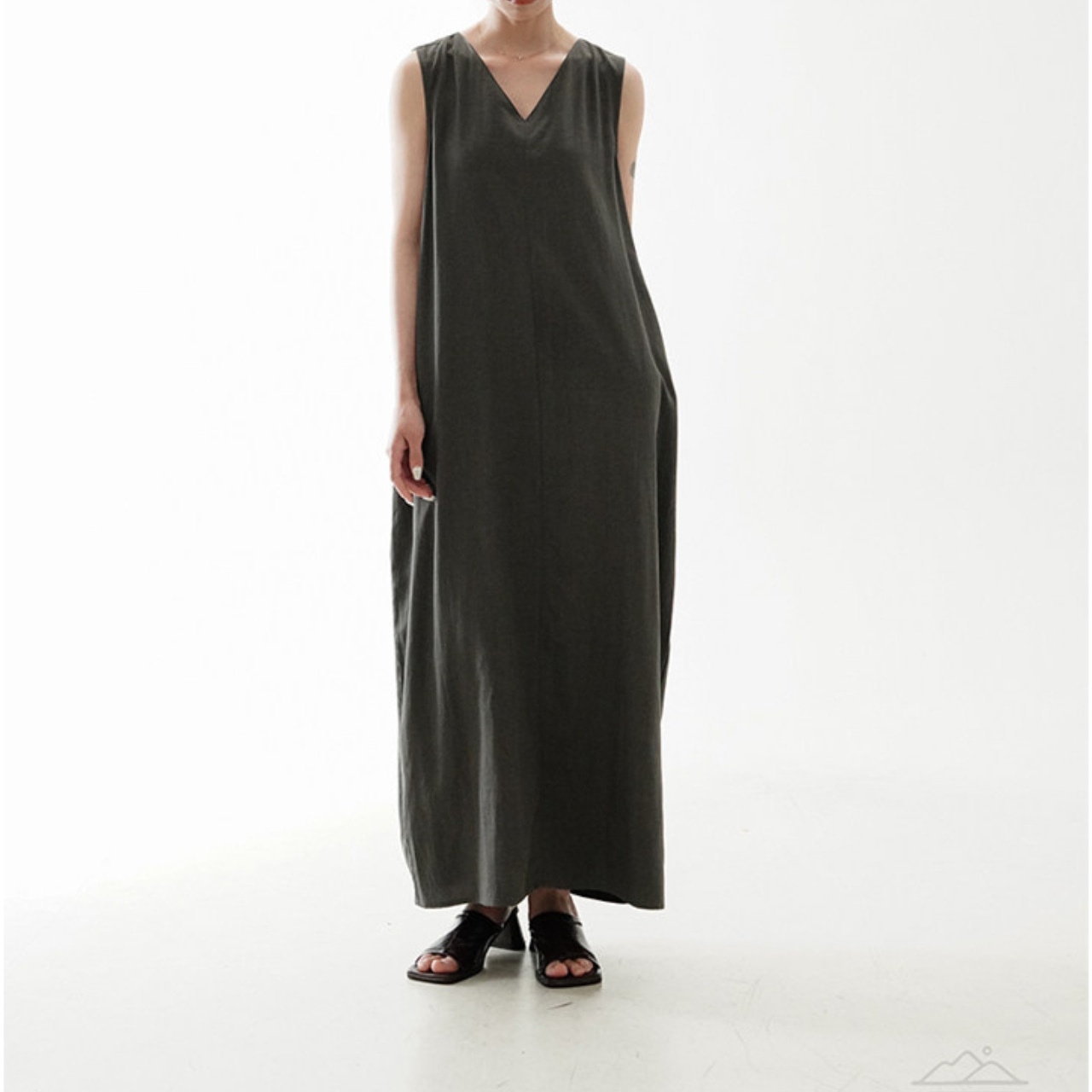 V-neck Maxi Sleeveless Dress【2color】 T4487