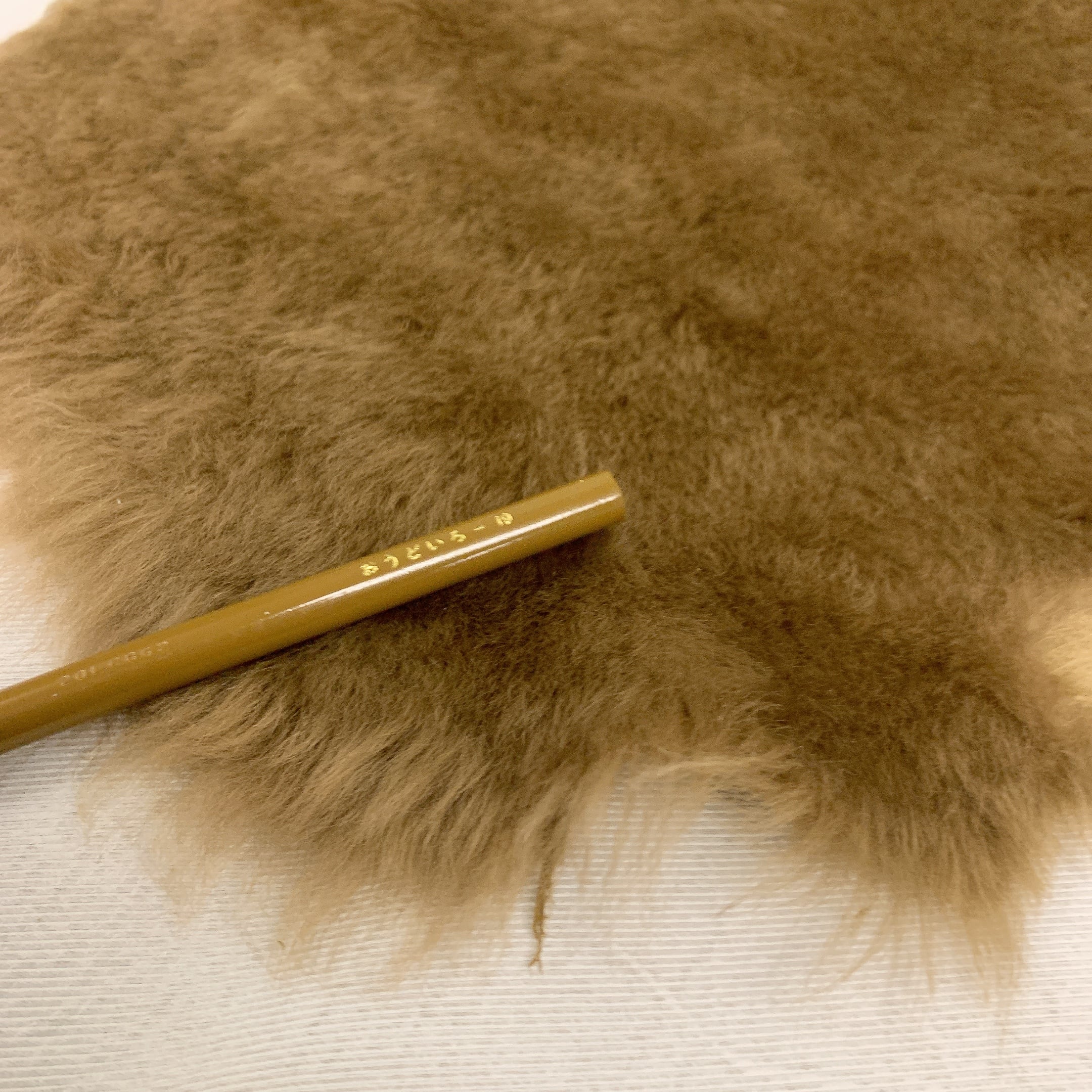 ムートン 羊の毛皮 M3-007 | and leather 【初心者～中級者のための革