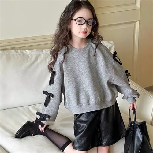 アームカットリボンショート丈トレーナー