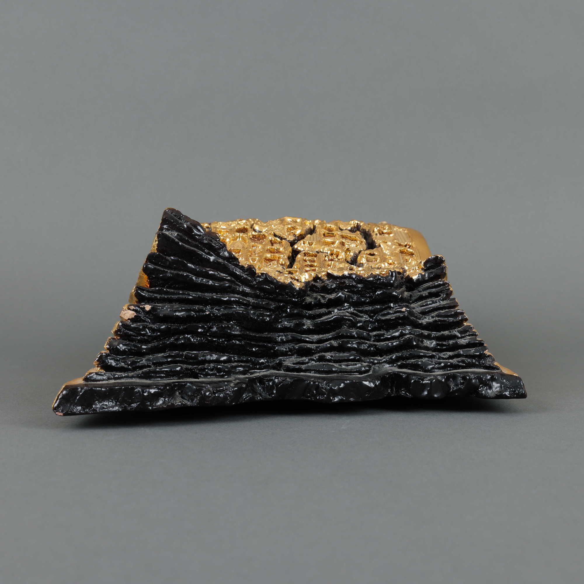 B220 十二代 三輪休雪（龍作） 卑弥呼の書 オブジェ 置物 共箱 真作