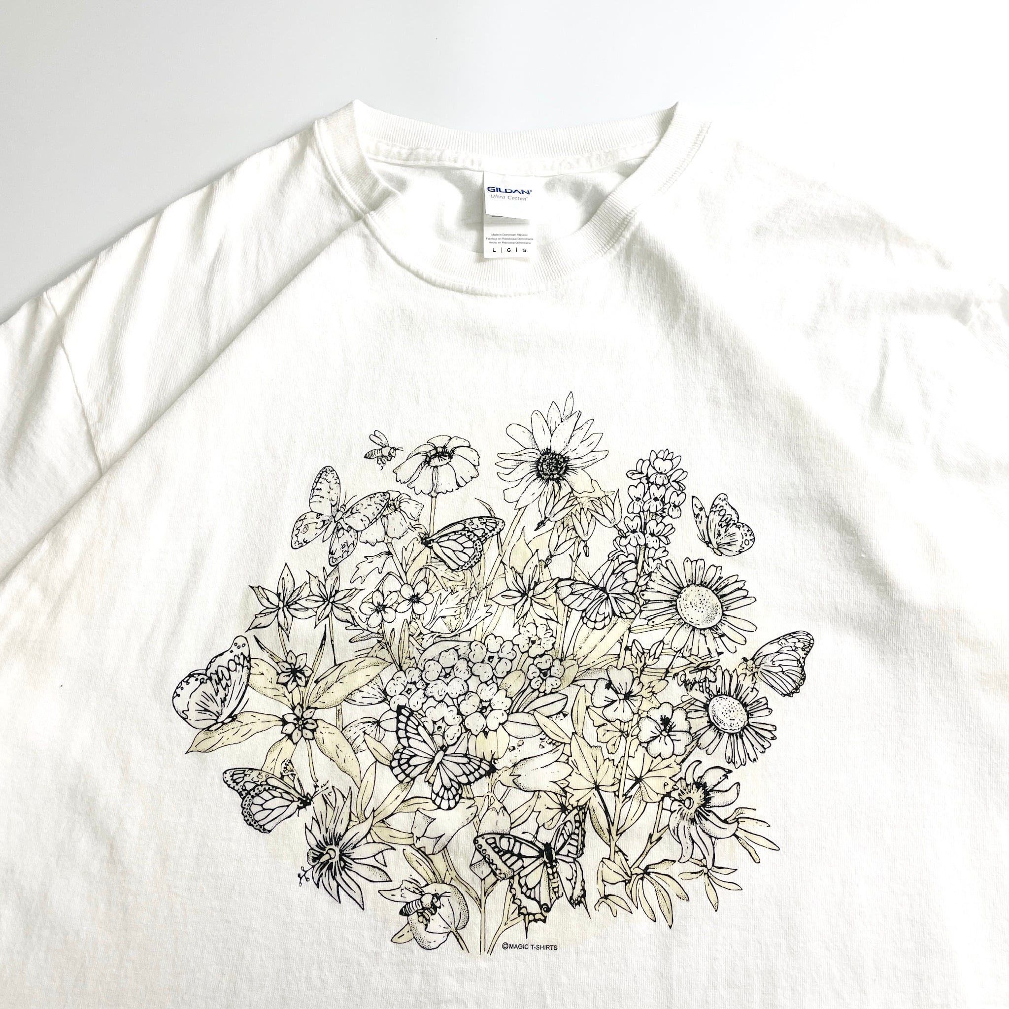 00s Wildflower & Butterfly Botanical Art T-Shirt