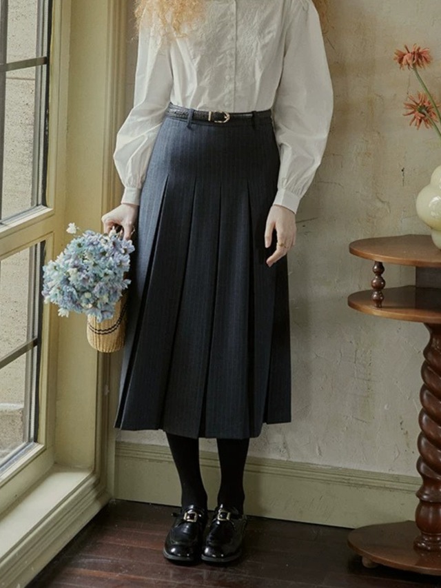 Érudite Pinstripe Pleated Skirt F0798