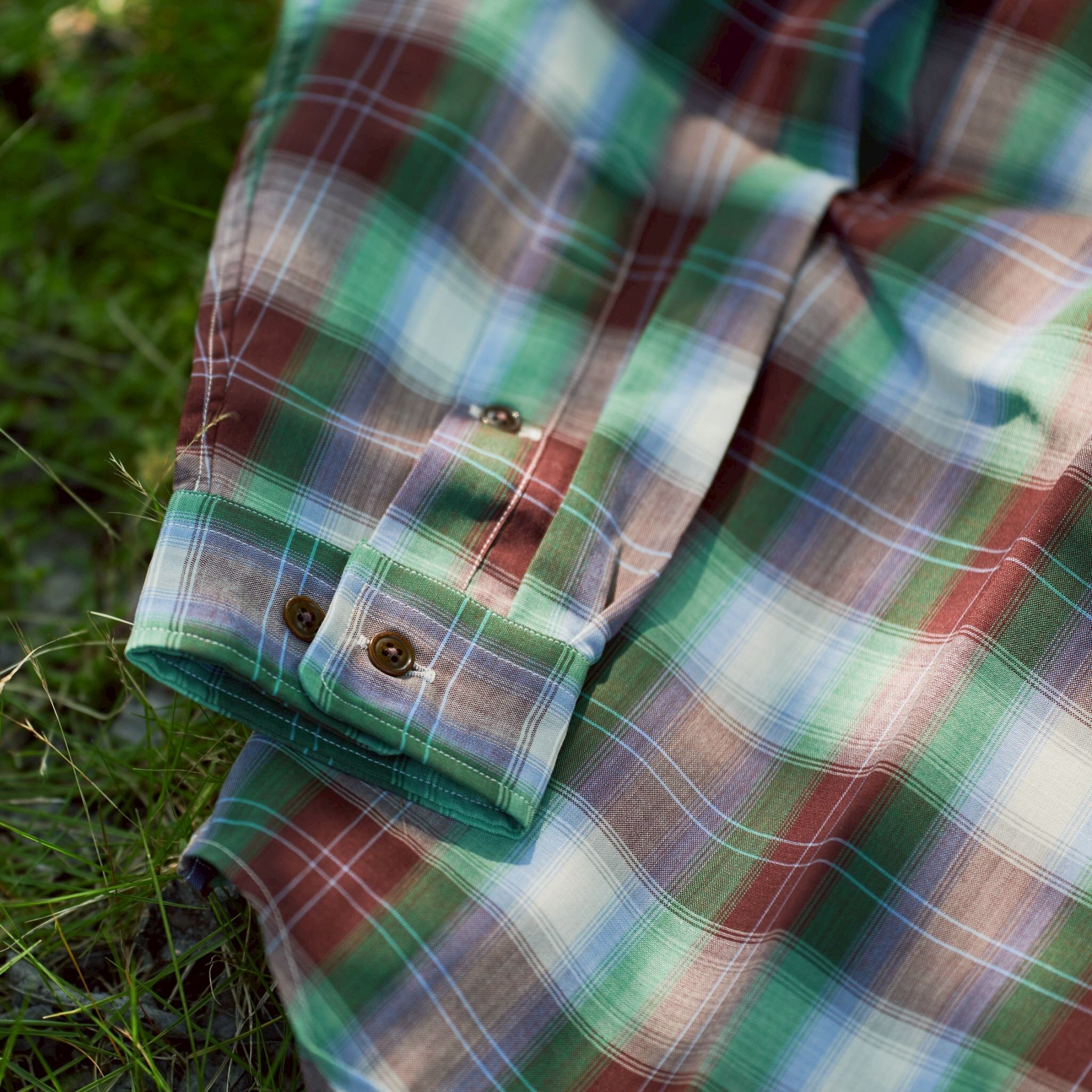 Brown by 2tacs / B33-S001 