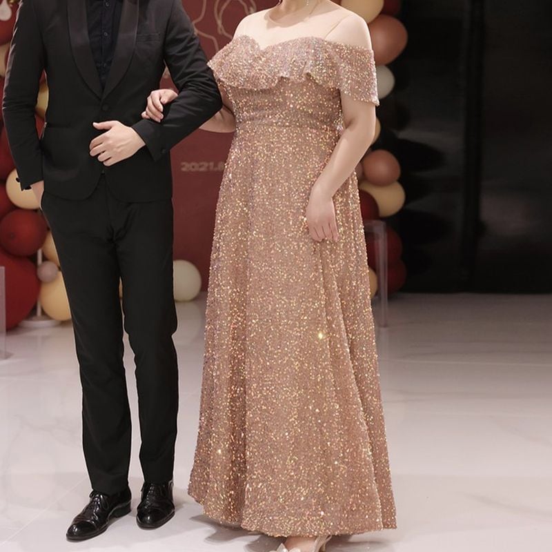 3XL〜7XL】スパンコールオフショルダードレス D1598 | 演奏会