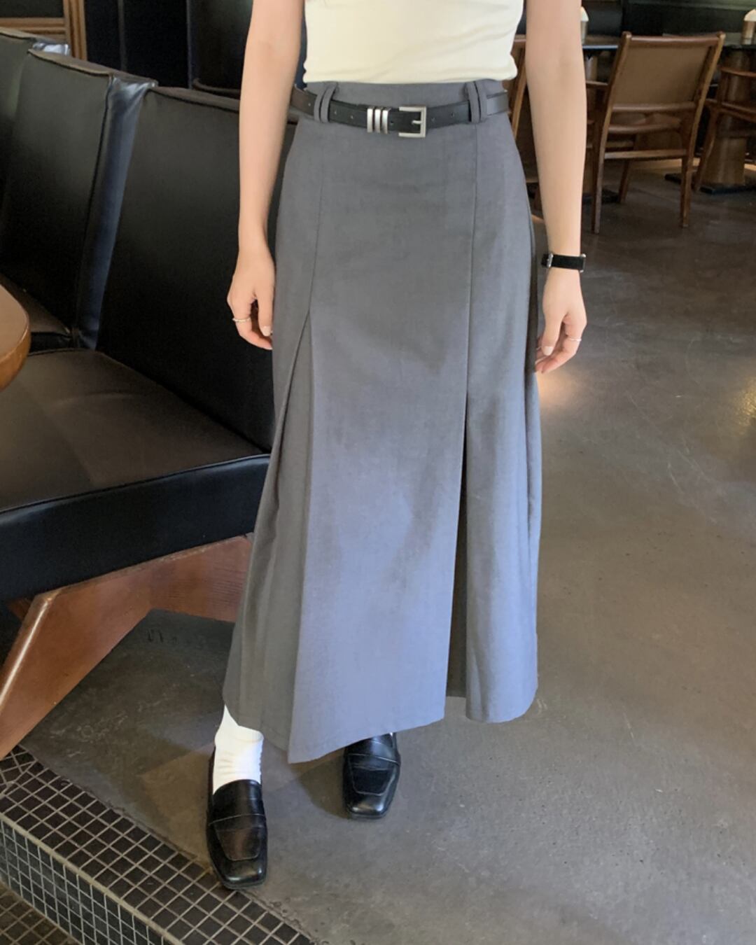 サイドタックスカート A24501