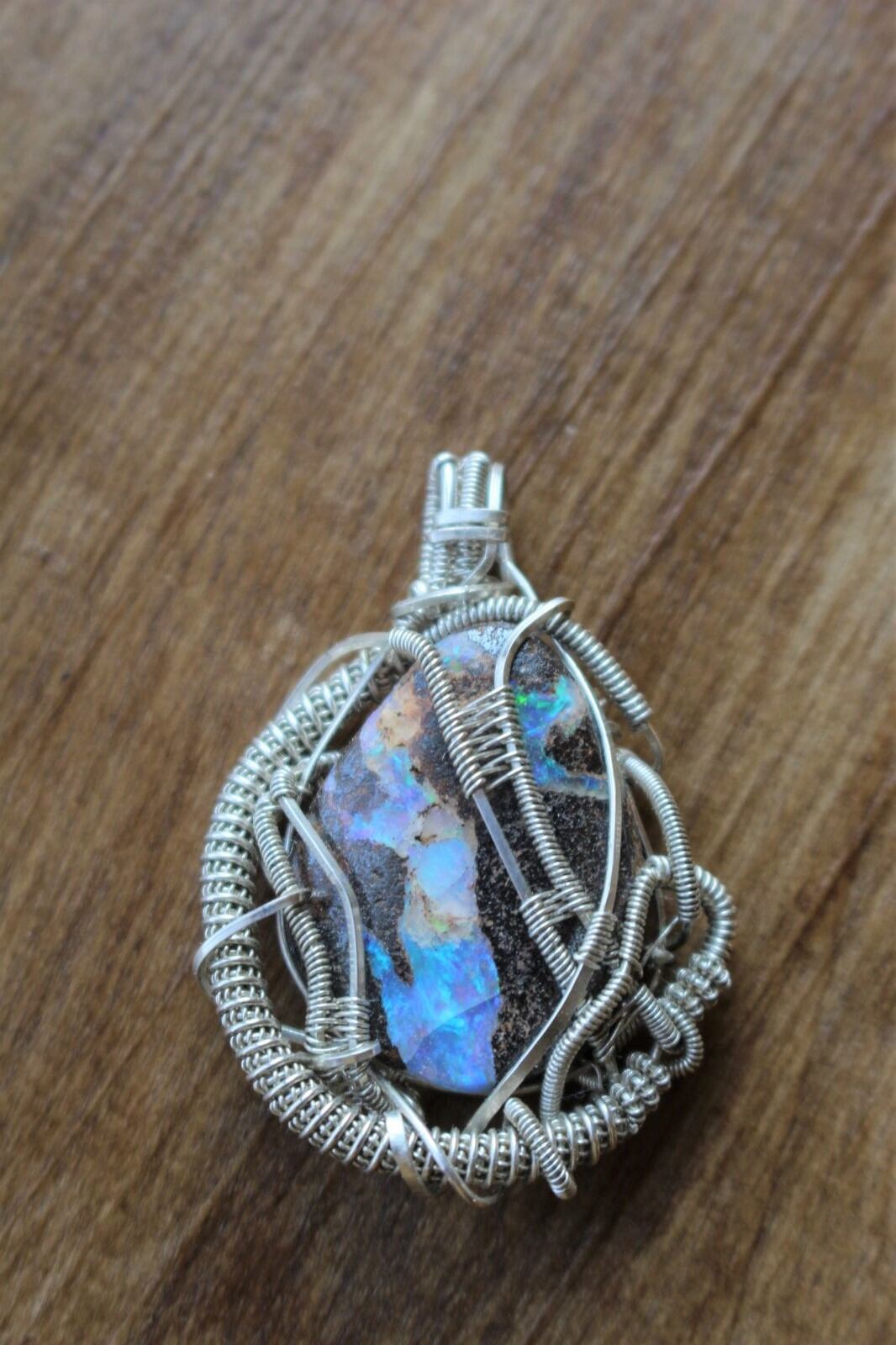 Boulder opal sillver925 wirewrapping pendant