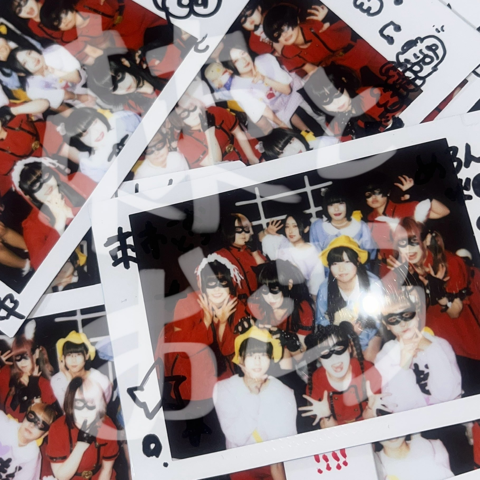 ポラロイド チェキ まとめ売り 原神 fes2026 チェキ ポラロイド 16枚 セット - メルカリ