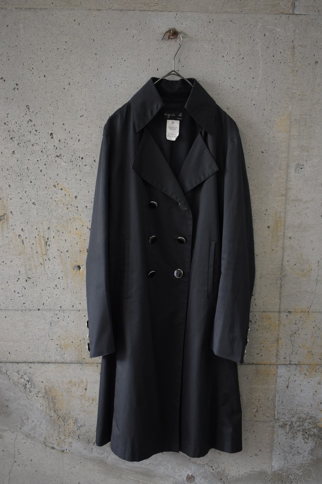 Slim-fit parka with large fur trim