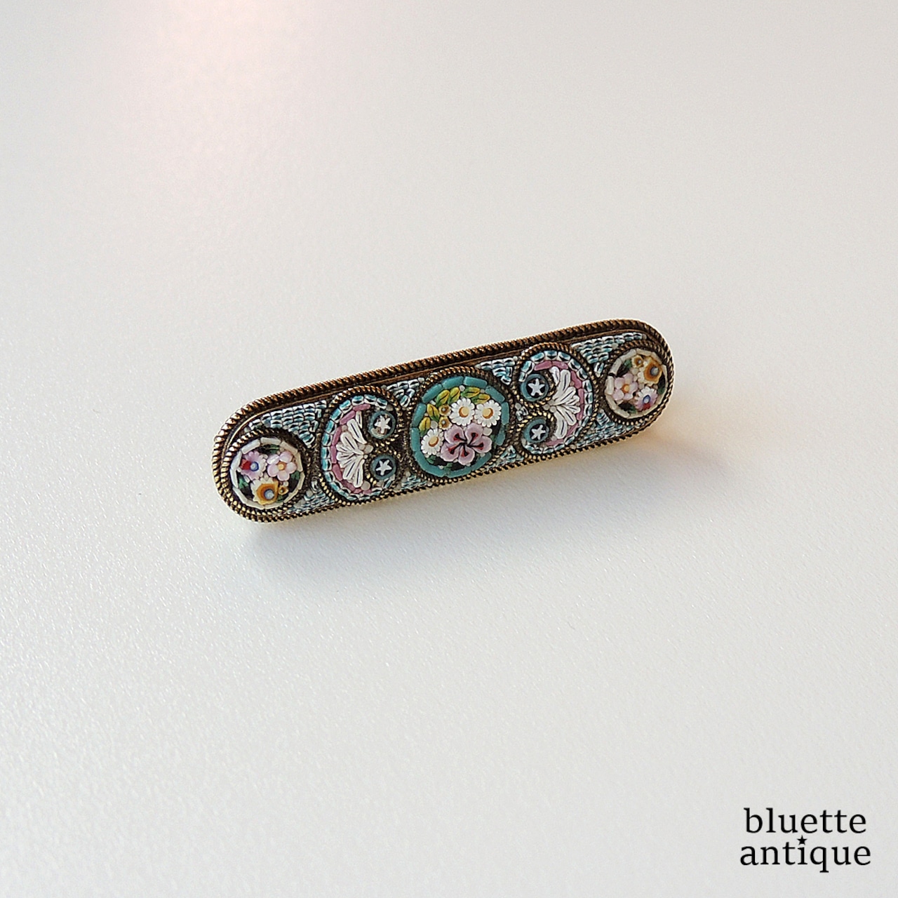 イタリアアンティーク マイクロモザイク すみれとデイジー バーブローチ