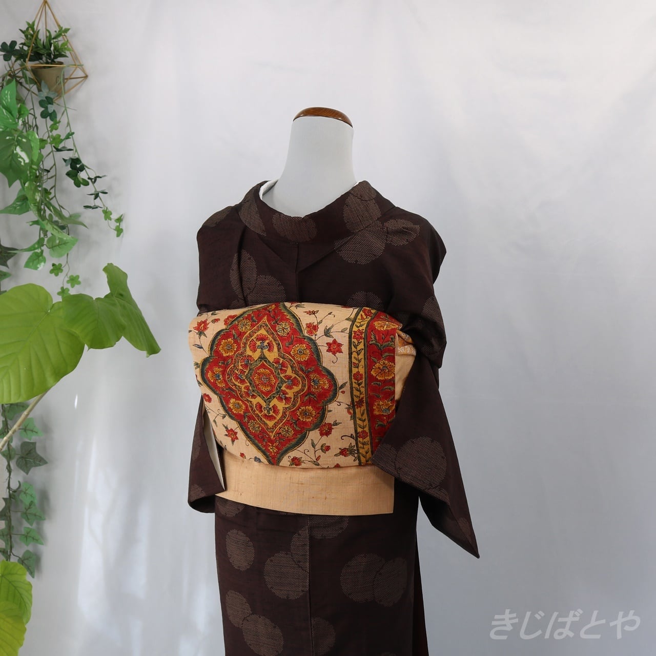 正絹紬 暗鳶色に雪輪 袷 | きじばとや