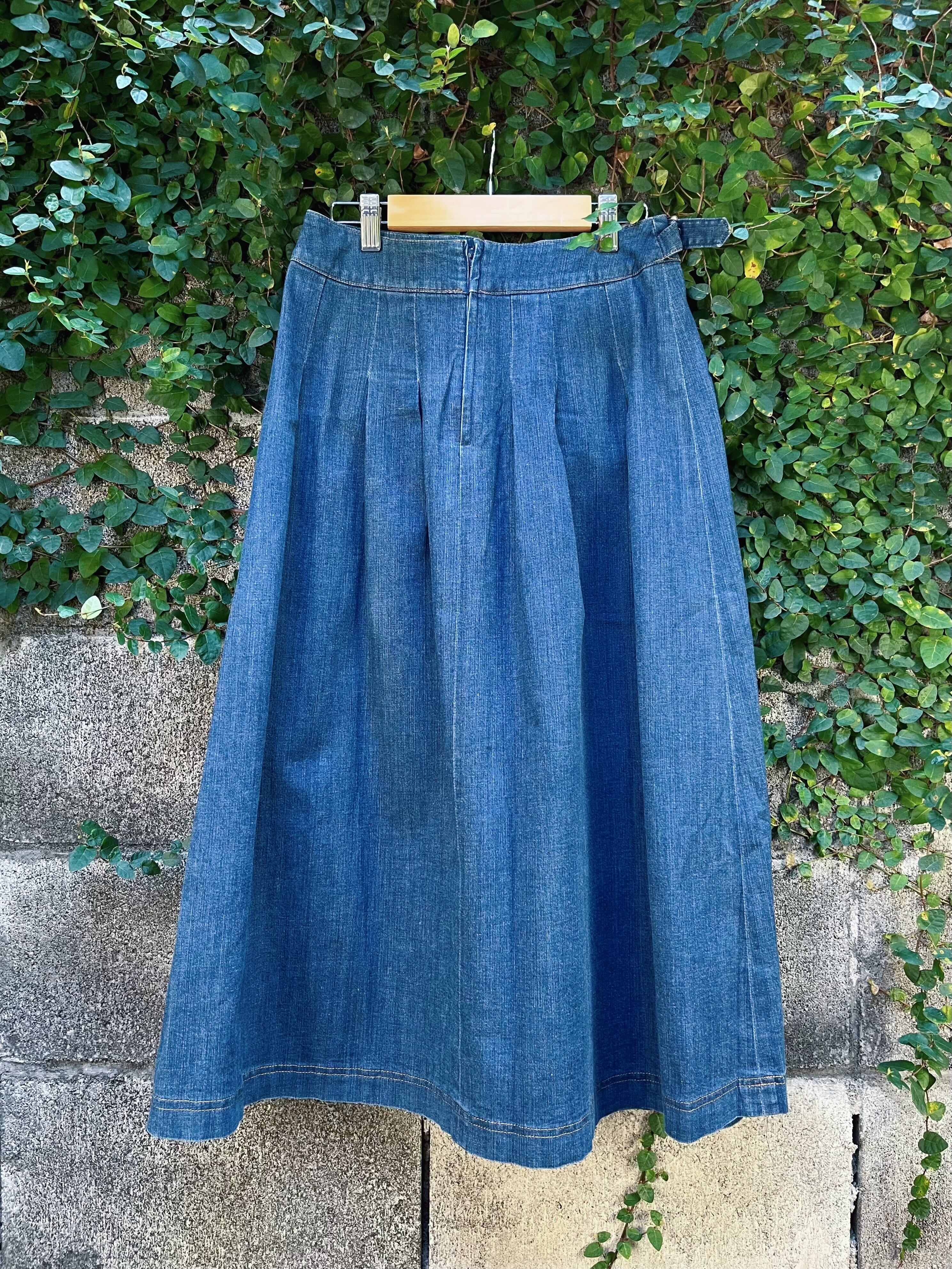 remake ✂︎ strawberry picking dwarf pocket skirt
