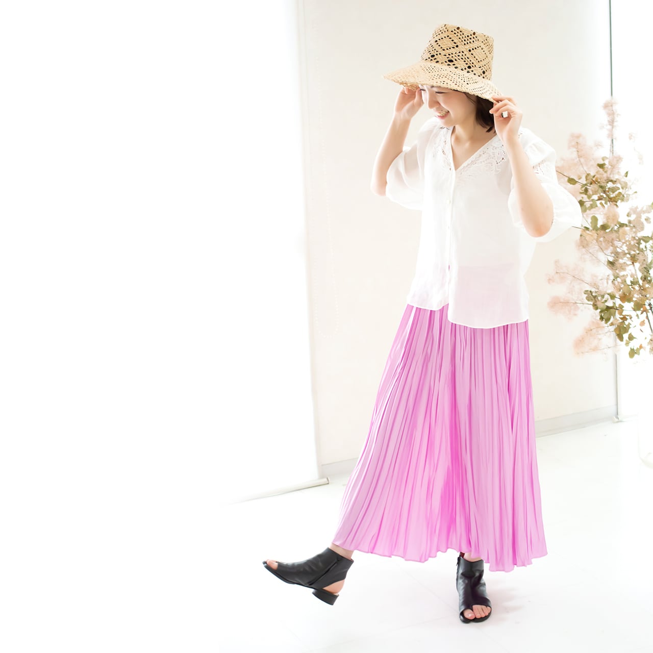 トゥモローランド　ボールジー　グロッシーサテンプリーツスカート トゥモローランド ボールジー グロッシーサテンプリーツスカート