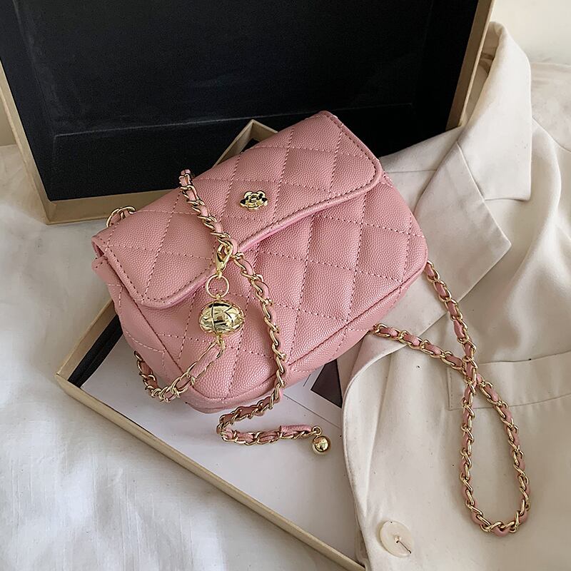 夏のファッションレディーススモールバッグ2020新しい流行のファッションワイルドインチェーンメッセンジャーバッグネットレッドスモールスクエアバッグ 手作りハンドバック66532489499