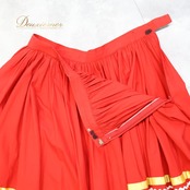 フォークダンス 衣装 スカート レッド系 チロリアン チロリアン カントリー リボン 赤 白 青 水色 黄 緑 ボリューム ダンス衣装 鮮やか イベント 練習 レッスン おしゃれ ホワイト系 ピンク系 ブルー系 グリーン系 イエロー系