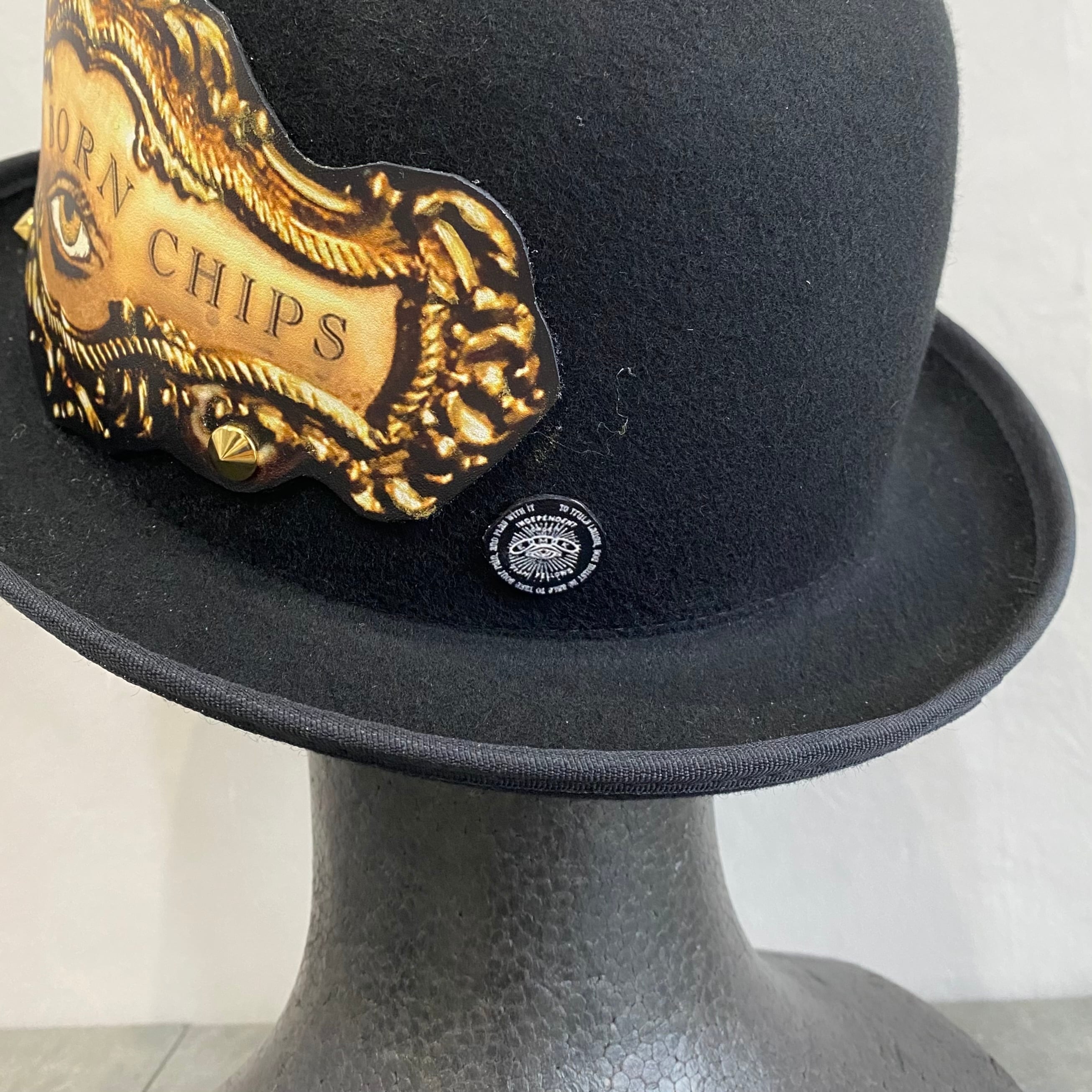 LサイズHAT // eye Big Bowler【Fish Born Chips】 | Schrodinger's closet