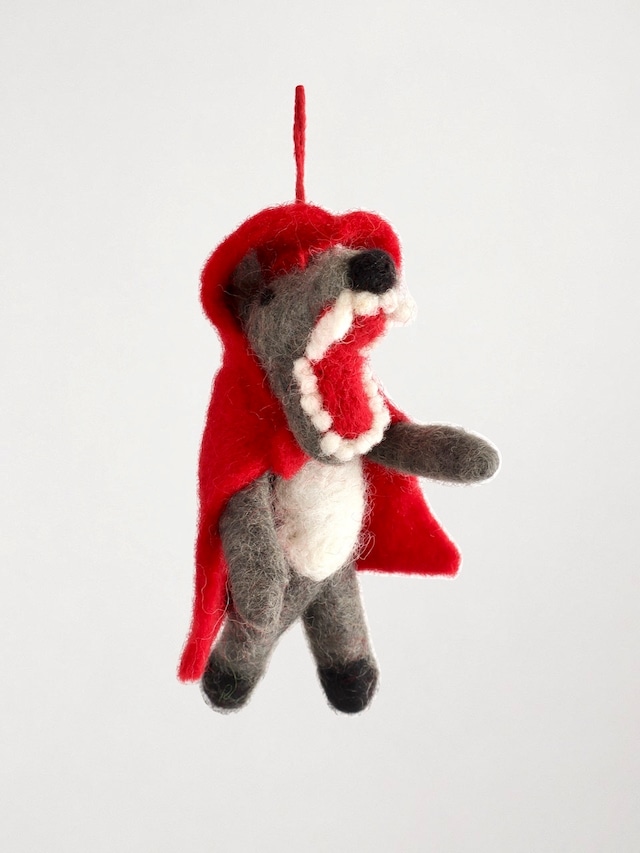 「ビッグ・バッド・ウルフ」  フェルトオーナメント / "Big Bad Wolf" Handmade Felt Hanging Decoration