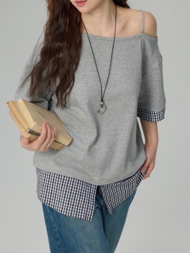 抜け感とトレンド感を兼ね備えた ギンガムチェックレイヤード風肩開きトップス チェック柄 重ね着風 半袖 カジュアル お洒落 大人可愛い 体型カバー 大きいサイズ 韓国 CH10821